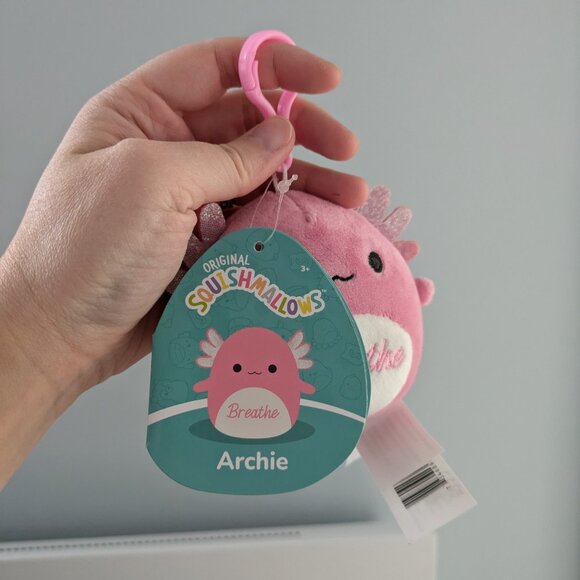 Breathe Archie Squishmallow Clip - Picture 3 of 3